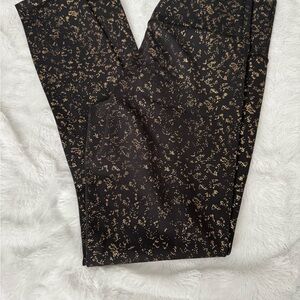 Stylish Black and Gold Women's Leggings